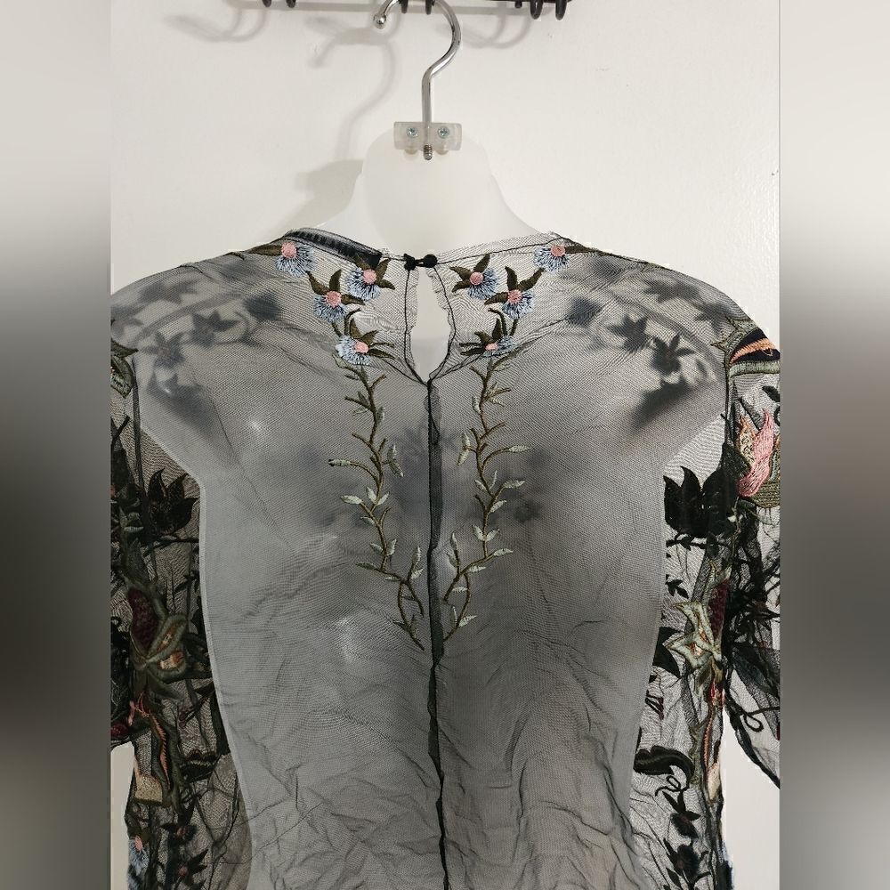 Zara Woman Black Floral Embroidered Tulle Blouse Womens Size Medium - Picture 11 of 12